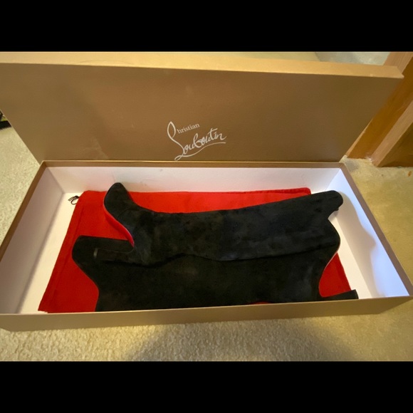 Authentic BRAND NEW Louis Vuitton boots - Picture 2 of 6